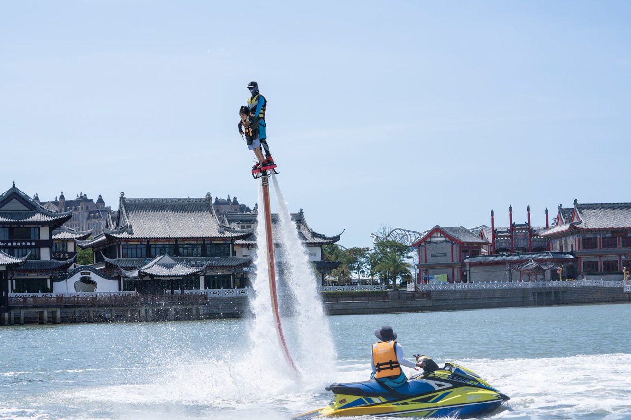 水上飞人