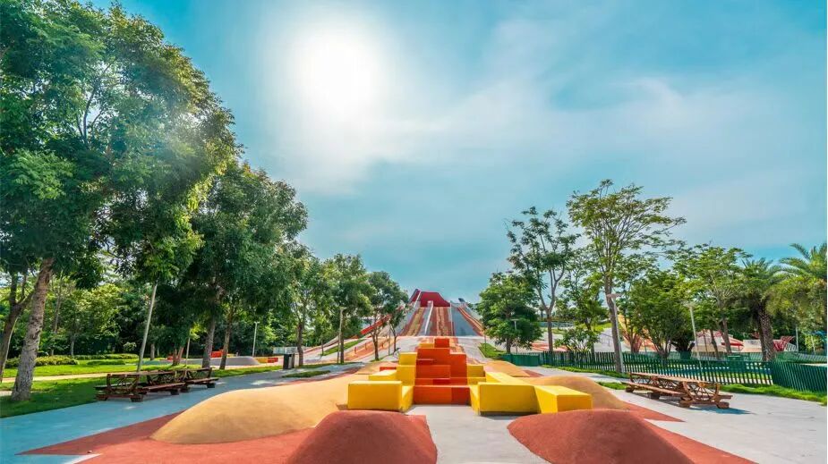 滑板空间